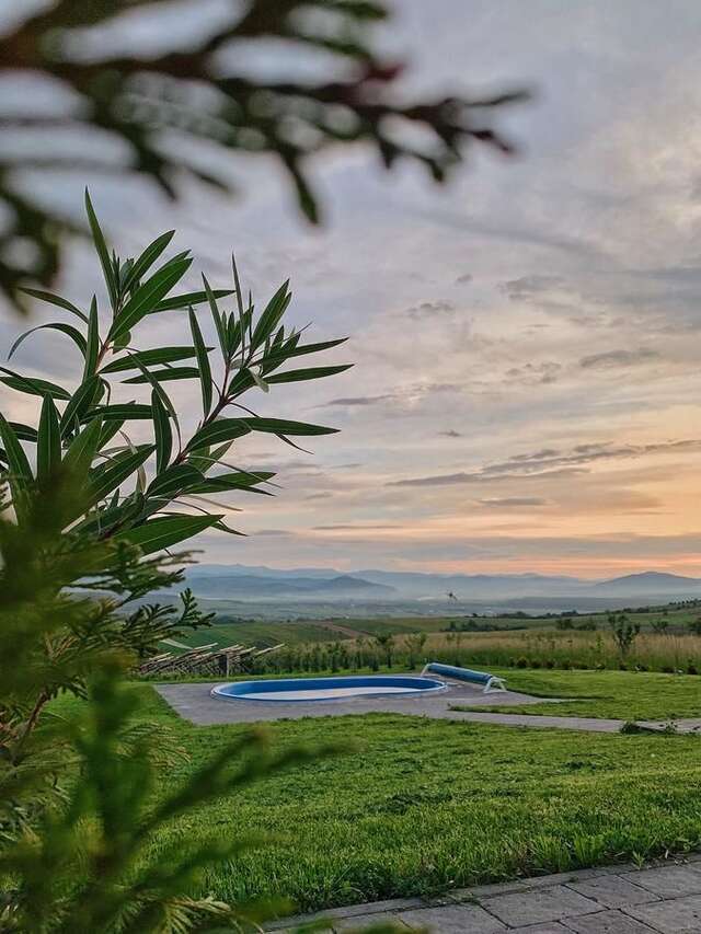 Лоджи KRAYKA house Starunya-5